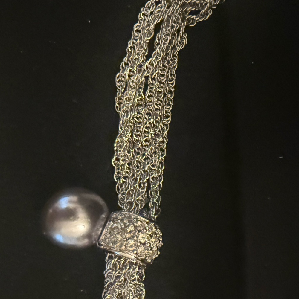 Elegant Silver Chain Pearl Necklace